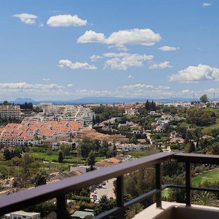 Amazing Apartment With Stunning Views Marbella Buitenkant foto