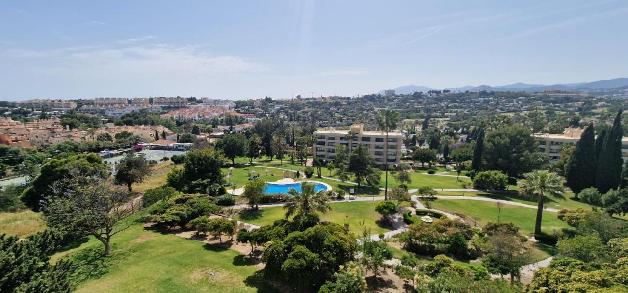 Amazing Apartment With Stunning Views Marbella Buitenkant foto
